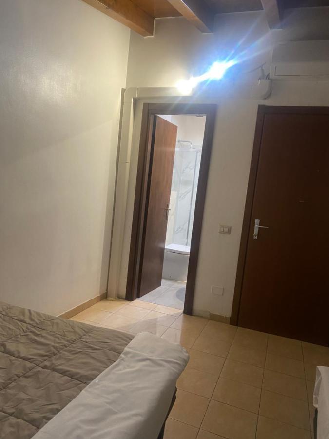 Mrhostel Milano Екстериор снимка