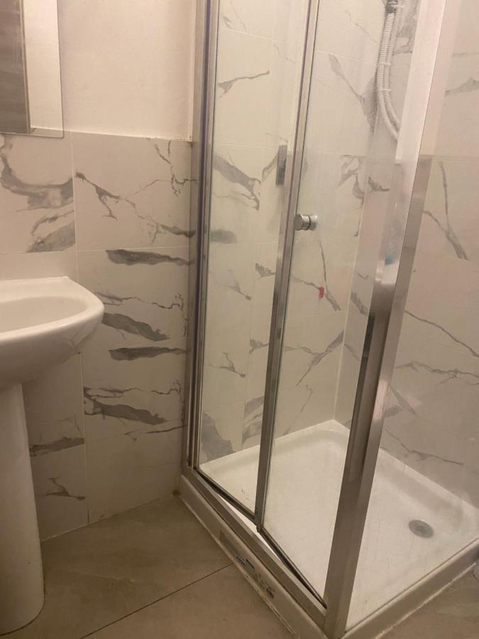 Mrhostel Milano Екстериор снимка