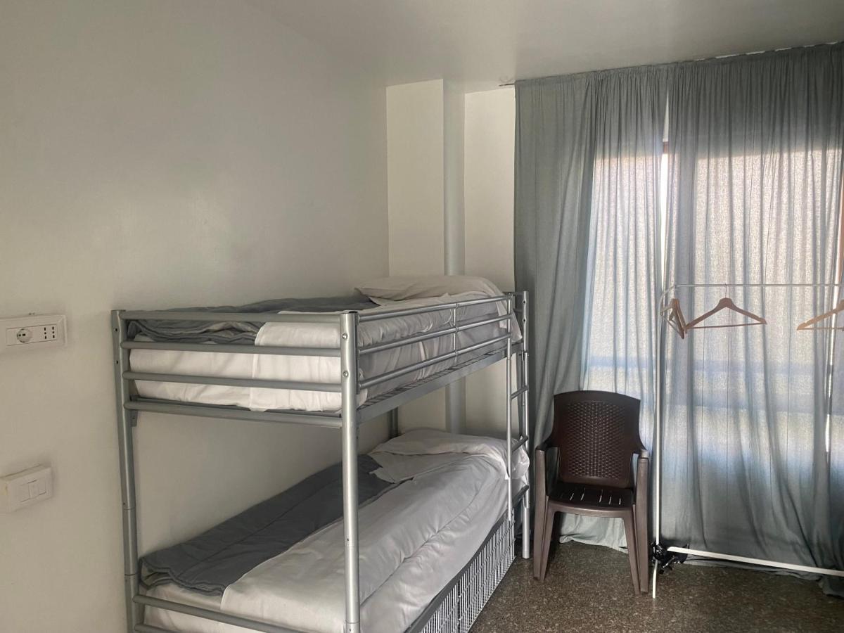 Mrhostel Milano Екстериор снимка