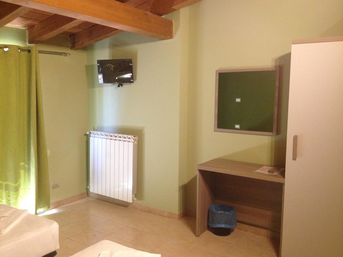 Mrhostel Milano Екстериор снимка