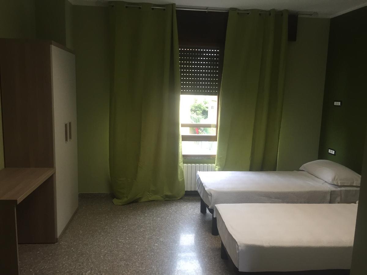 Mrhostel Milano Екстериор снимка