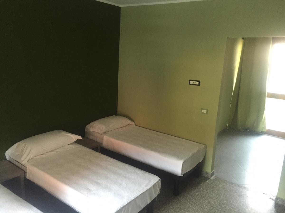 Mrhostel Milano Екстериор снимка